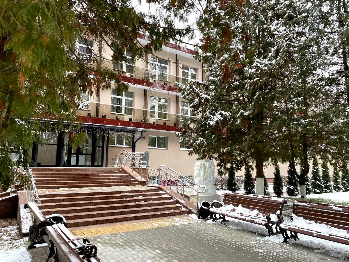 Здание санатория